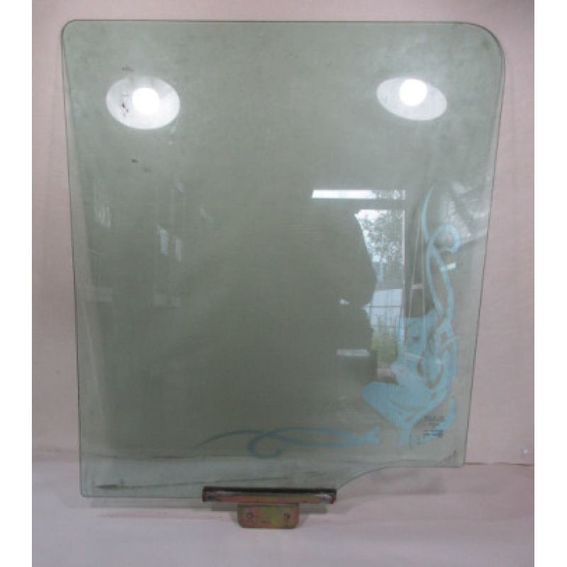 Стекло двери Daf Стекло двери Daf