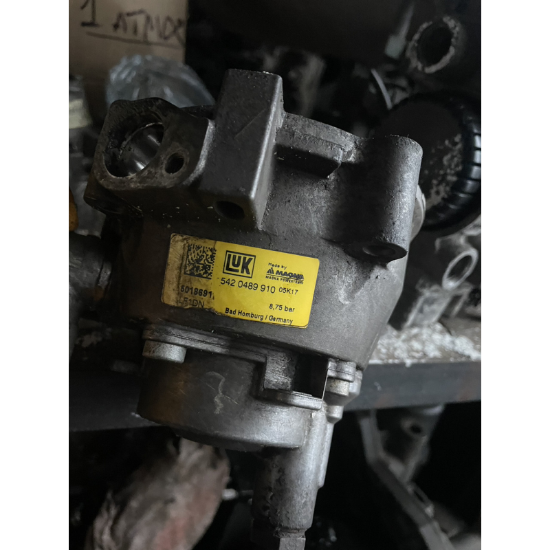 Насос низкого давления на DAF XF 95 Насос низкого давления на DAF XF 95