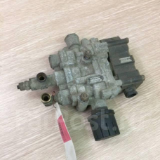 Кран управлнния пневмоподвеской  ECAS Скания, Scania Е4 Е5  1448078,4728800310