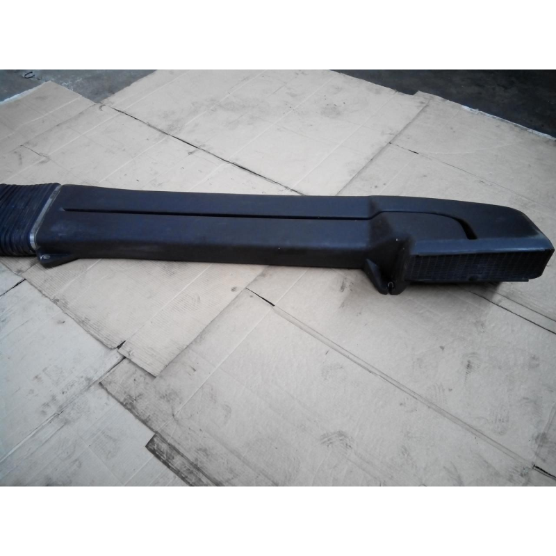 Воздухозаборник Renault Magnum E3 DXI,РЕНО МАГНУМ Е3 ДХИ Воздухозаборник Renault Magnum E3 DXI,РЕНО МАГНУМ Е3 ДХИ