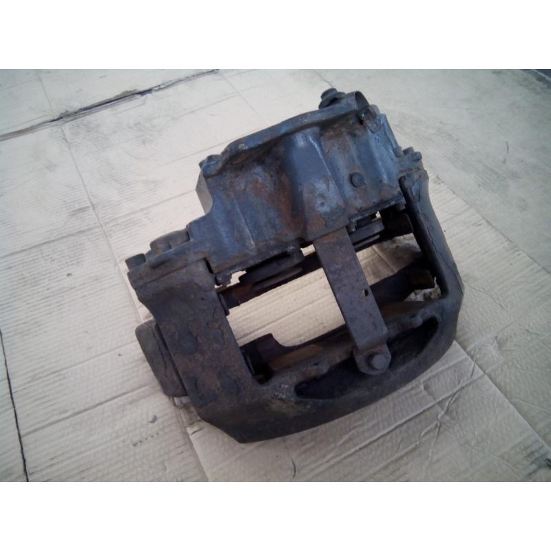 Суппорт Renault Magnum 440 ,РЕНО МАГНУМ Е3 440 5001866509,5001866508 Суппорт Renault Magnum 440 ,РЕНО МАГНУМ Е3 440 5001866509,5001866508