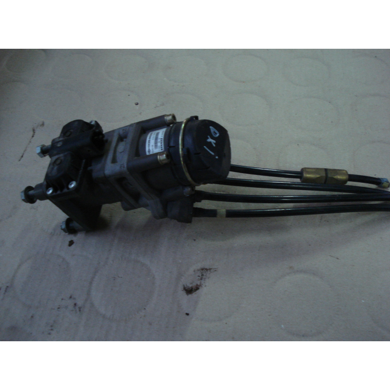 Главный тормозной кран РЕНО МАГНУМ ДХИ, Renault Magnum DXI 5010633320 Главный тормозной кран РЕНО МАГНУМ ДХИ, Renault Magnum DXI 5010633320