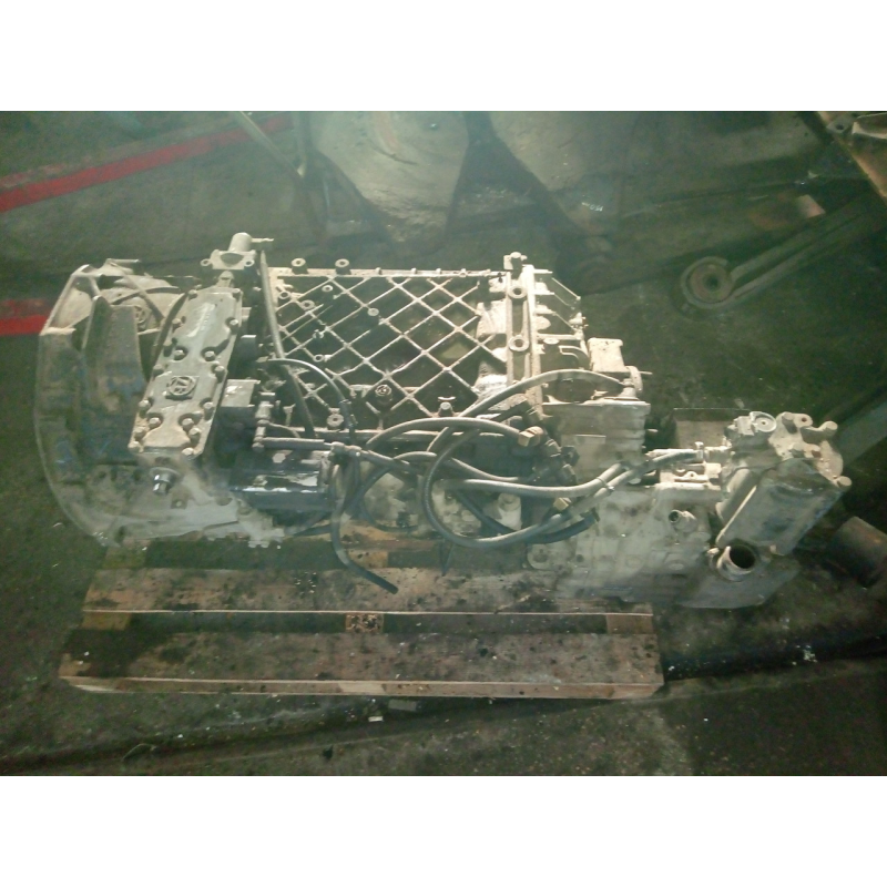 ДАФ ХФ 95 короька передач ,КПП Daf XF95 ZF 16S 181 IT ДАФ ХФ 95 короька передач ,КПП Daf XF95 ZF 16S 181 IT