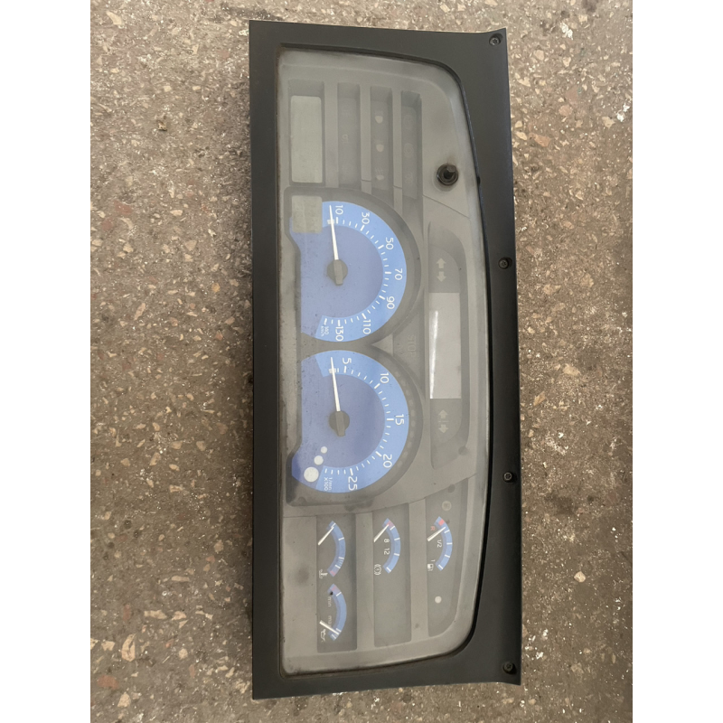 Панель приборов Рено Магнум ,Renault Magnum E3 E5 DXI 5010614178F Панель приборов Рено Магнум ,Renault Magnum E3 E5 DXI 5010614178F