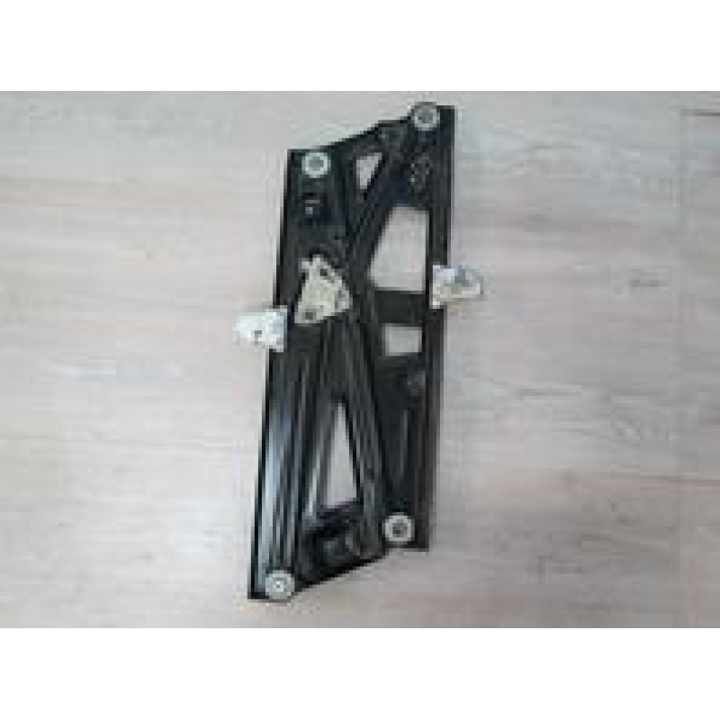 Ман ТГА ТГХ,MAN TGA TGX стеклоподемник б\у 81.28601.6138 Ман ТГА ТГХ,MAN TGA TGX стеклоподемник б\у 81.28601.6138