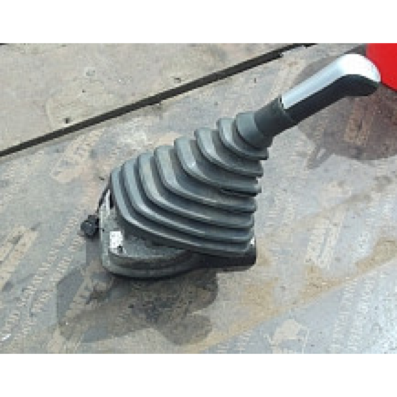 Ман ТГА ТГХ комплект на КПП-механика- (ручка ,троса ,пенал),Man TGA TGX Е5,Е6 81326056115 81326200045 Ман ТГА ТГХ комплект на КПП-механика- (ручка ,троса ,пенал),Man TGA TGX Е5,Е6 81326056115 81326200045