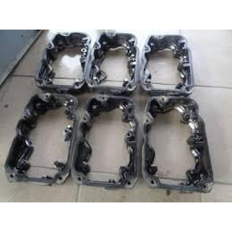 Проставка під кришку клапанів Scania  G R L