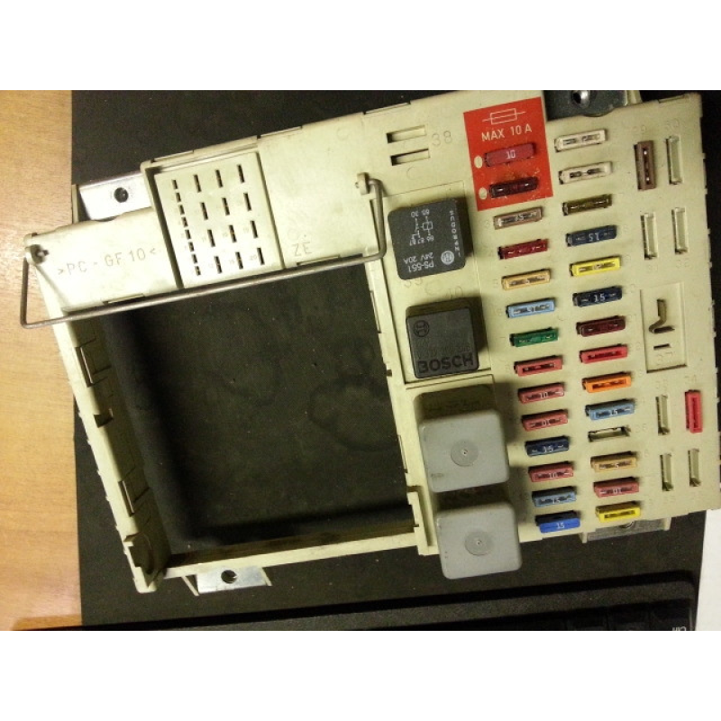 Блок предохранителей для MAN TGA - TGX,МАН ТГА ТГХ Блок предохранителей для MAN TGA - TGX,МАН ТГА ТГХ