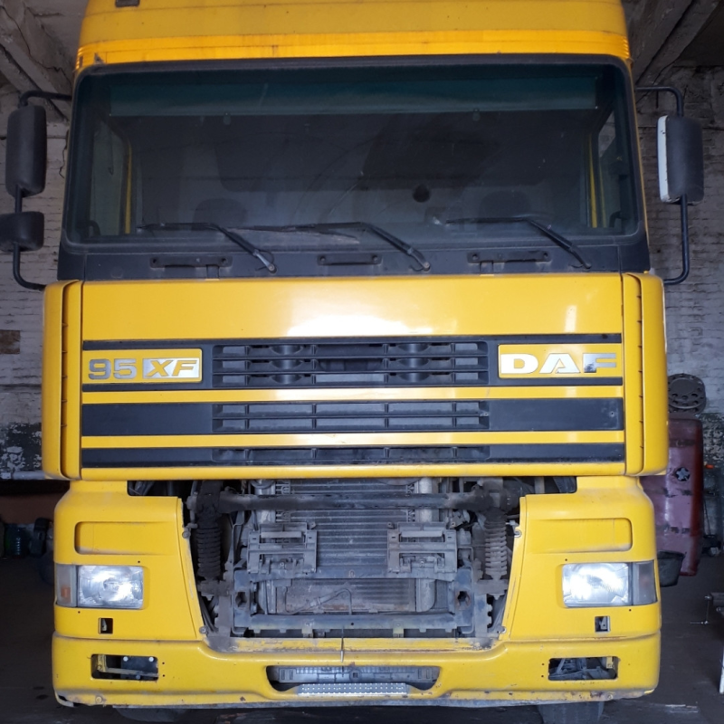 Запчасти DAF XF 95 ,ДАФ ХФ 95 евро 2 кабина Запчасти DAF XF 95 ,ДАФ ХФ 95 евро 2 кабина