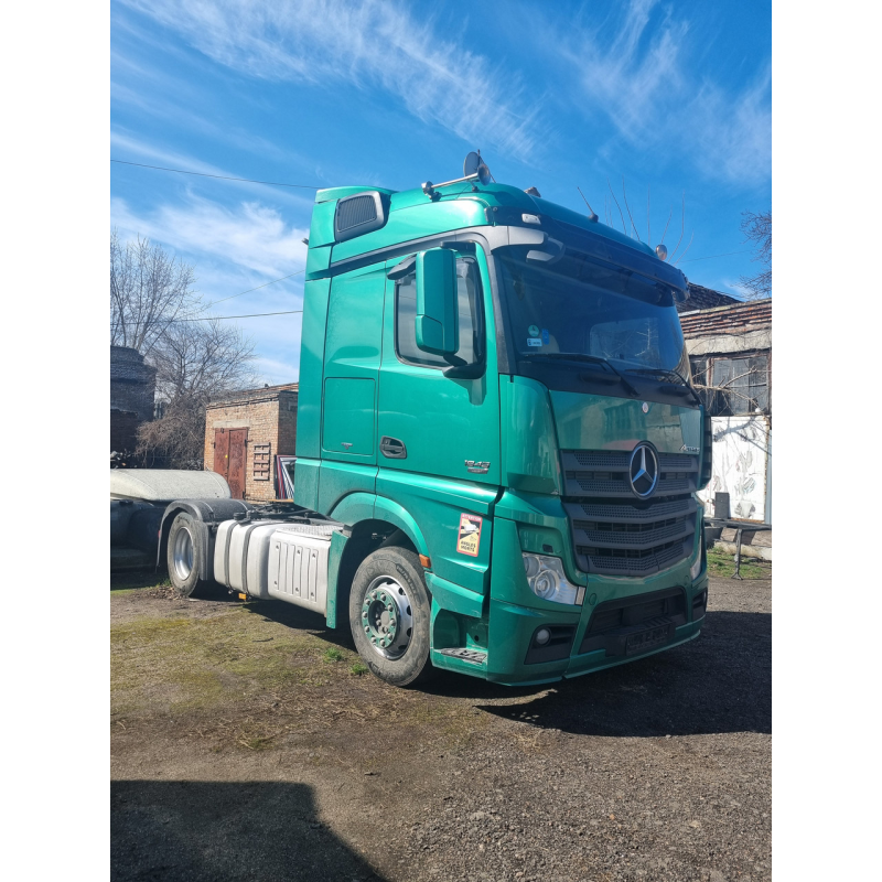Mercedes-Benz Actros MP4 E5 (Мерседес-Бенц Актрос) euro-5 кабіна і комплектуючі Mercedes-Benz Actros MP4 E5 (Мерседес-Бенц Актрос) euro-5 кабіна і комплектуючі