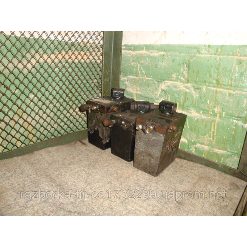 Подъёмник кабины на Renault magnum E2 E3 E5  5010615919