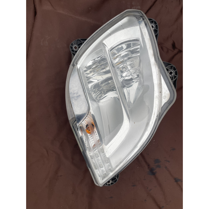 Фара DAF E 6-106,ДАФ ХФ106 Е6 б/в в оригинале 1835875 1835874 Фара DAF E 6-106,ДАФ ХФ106 Е6 б/в в оригинале 1835875 1835874
