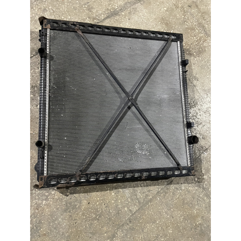 DAF XF106 E6 ДАф Е 6-106 радіатор б/у в оригіналі 2114242
