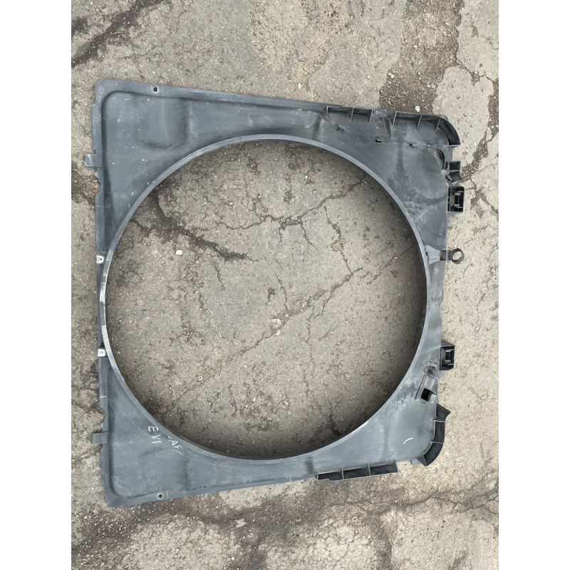 ДАф Е 6-106,ДАФ ХФ106 Е6 діфузор радіатора б/у в оригіналі 1813199,1978788 ДАф Е 6-106,ДАФ ХФ106 Е6 діфузор радіатора б/у в оригіналі 1813199,1978788