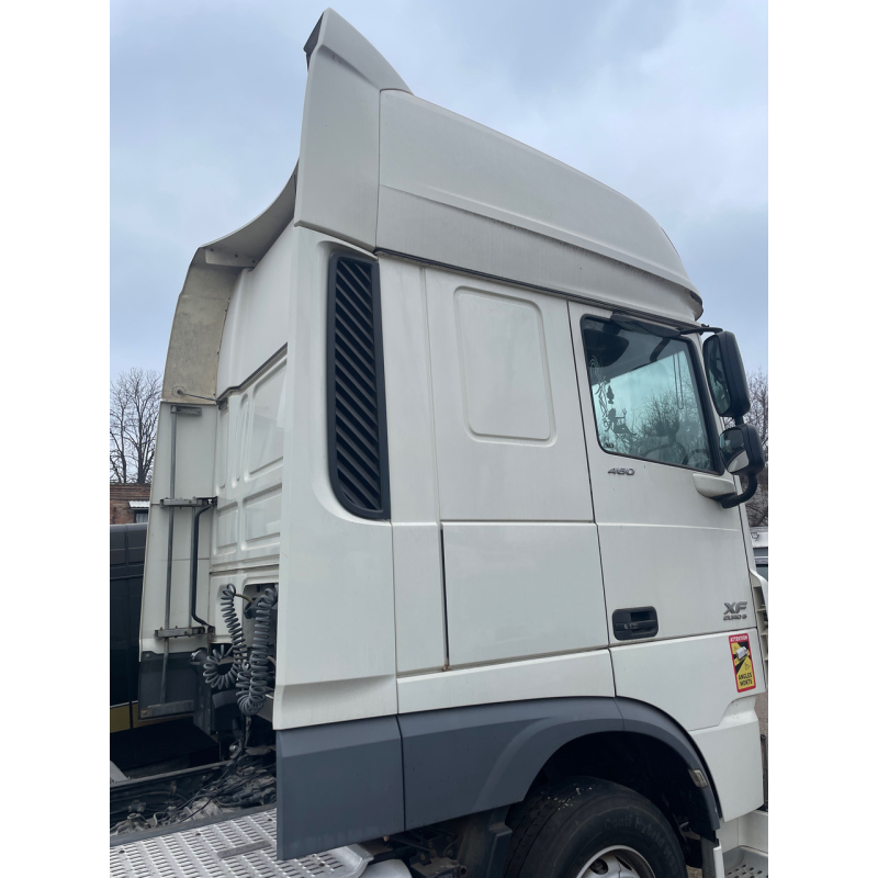 DAF Е 6-106 ,ДАФ ХФ106 Е6  комплект спойлерів на Super Space Cab б/в