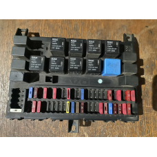 DAF E5-105 , ДАФ ХФ105 Е5  Блок запобіжників б/в  1674870