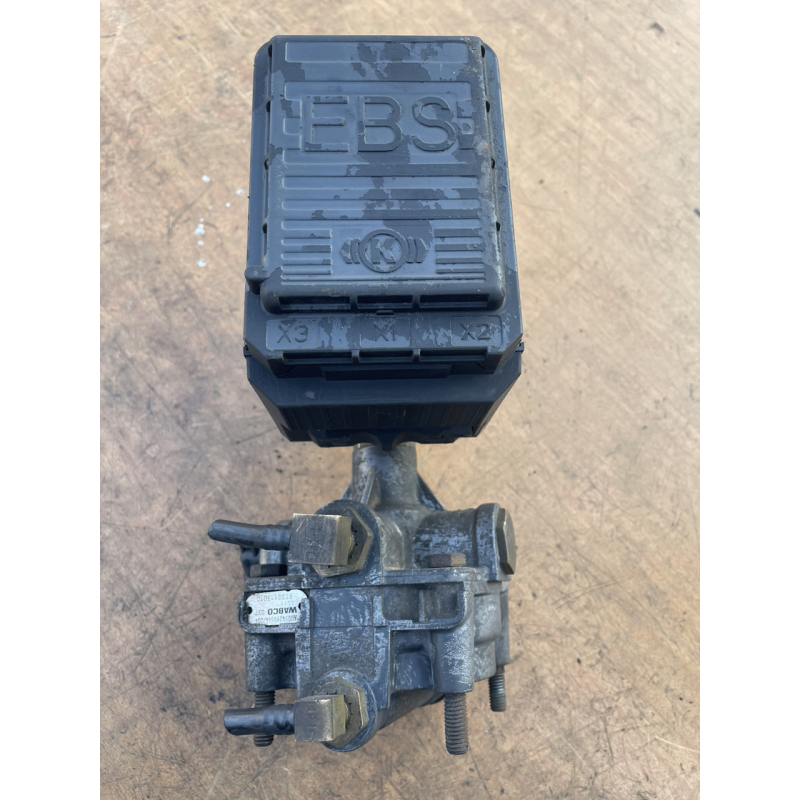 Mercedes Benz Actros MP4 , МЕРСЕДЕС АКТРОС МП4 Е5 , кран модулятор А0004295724 003 Mercedes Benz Actros MP4 , МЕРСЕДЕС АКТРОС МП4 Е5 , кран модулятор А0004295724 003