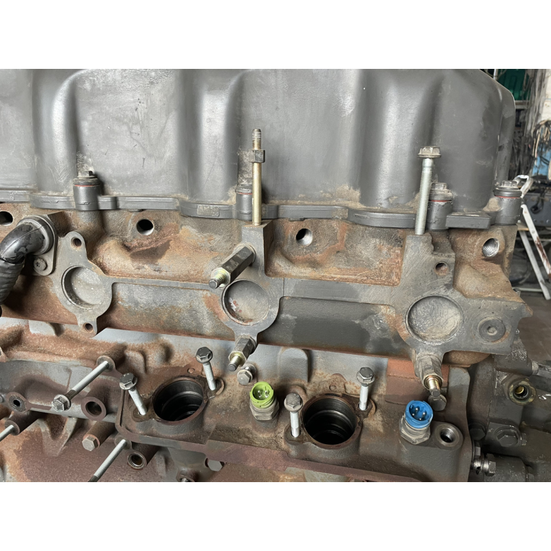 DAF E6 XF106 MX13,ДАФ ХФ106 Е6 ГБЦ (головка блока цылиндров) б/у 1904700 DAF E6 XF106 MX13,ДАФ ХФ106 Е6 ГБЦ (головка блока цылиндров) б/у 1904700