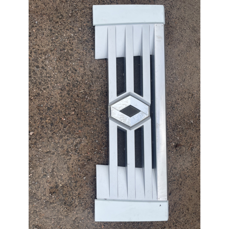 Renault DXI решетка радиатора б/у 5010468565 Renault DXI решетка радиатора б/у 5010468565