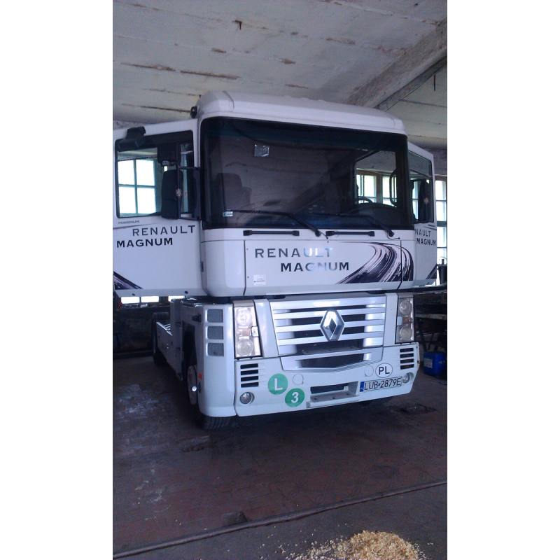 Кабина Renault magnum euro-3 Кабина Renault magnum euro-3