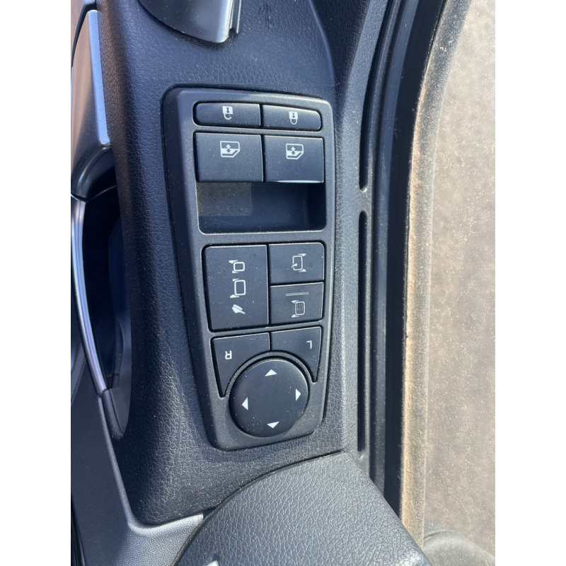 MAN TGA TGX E6 ,МАН ТГА ТГХ Е6 , блок управления эл.зеркалами 81.25806.7107 MAN TGA TGX E6 ,МАН ТГА ТГХ Е6 , блок управления эл.зеркалами 81.25806.7107