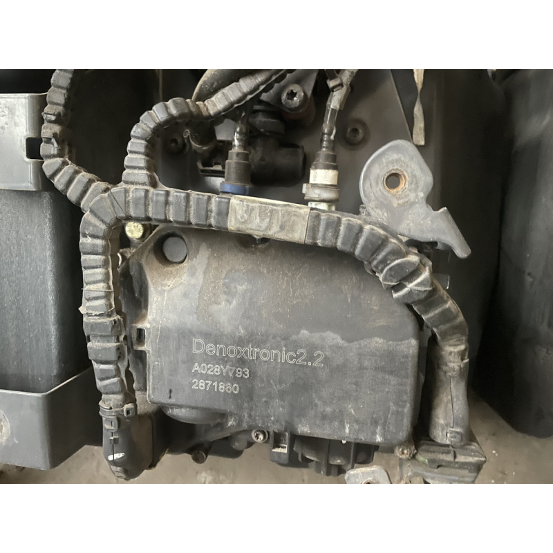 DAF E6 XF106,ДАФ ХФ106 Е6 MX13 насос дозирования адблю б/у 2871880 DAF E6 XF106,ДАФ ХФ106 Е6 MX13 насос дозирования адблю б/у 2871880