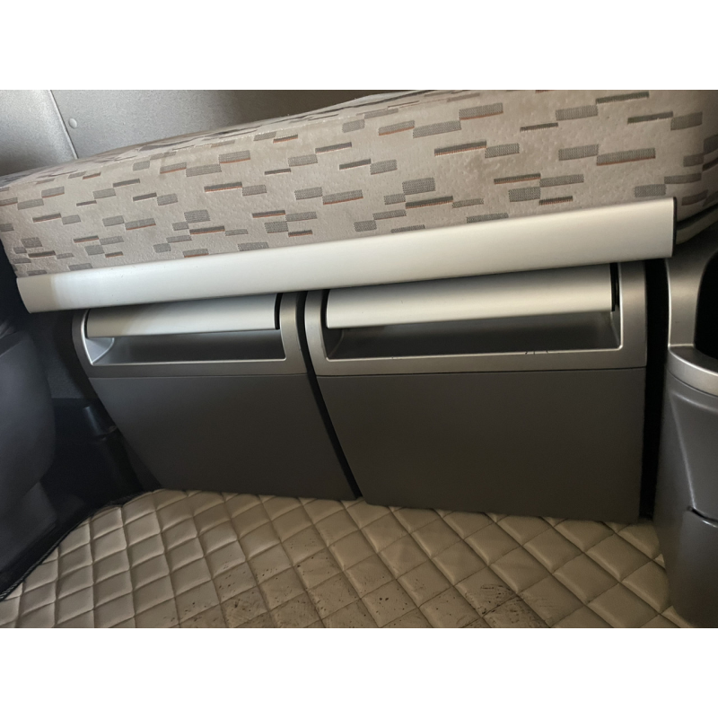 DAF E6 XF106,ДАФ ХФ 106 Е6 холодильник салона б/у DAF E6 XF106,ДАФ ХФ 106 Е6 холодильник салона б/у