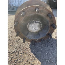 Renault Magnum E5 DXI,РЕНО МАГНУМ ДХИ  E5 ступица передняя б/у 1026798,21116569  (68 мм)