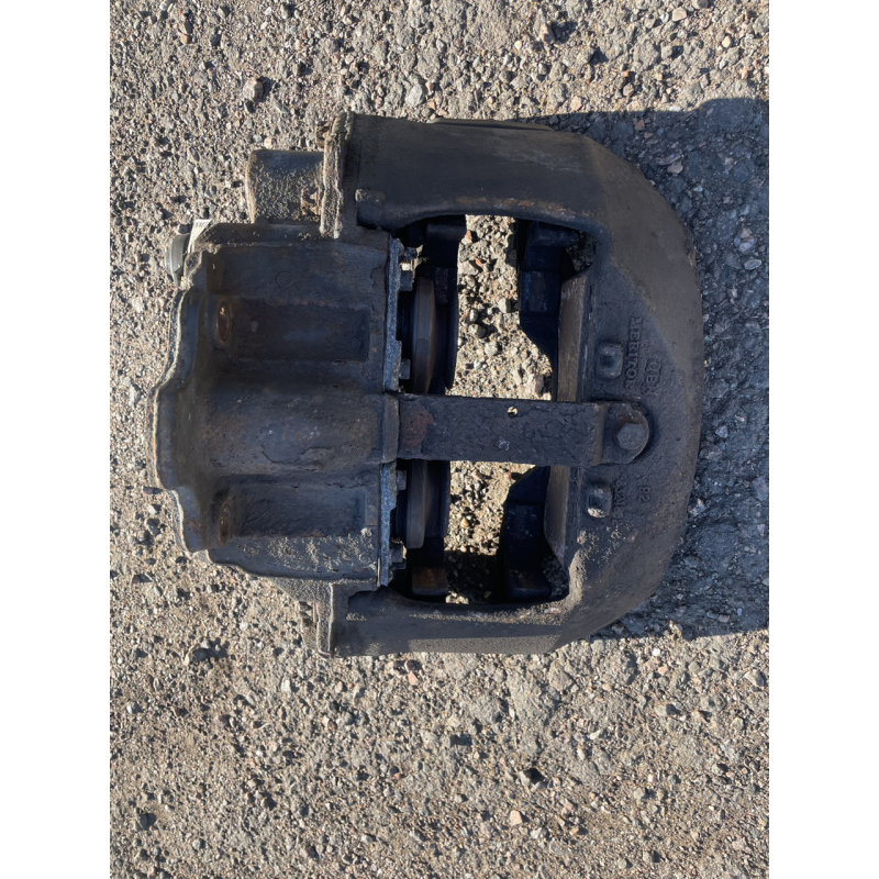 Renault Magnum E5 DXI,РЕНО МАГНУМ Е5 ДХИ  супорт (левый, правый)5001866509