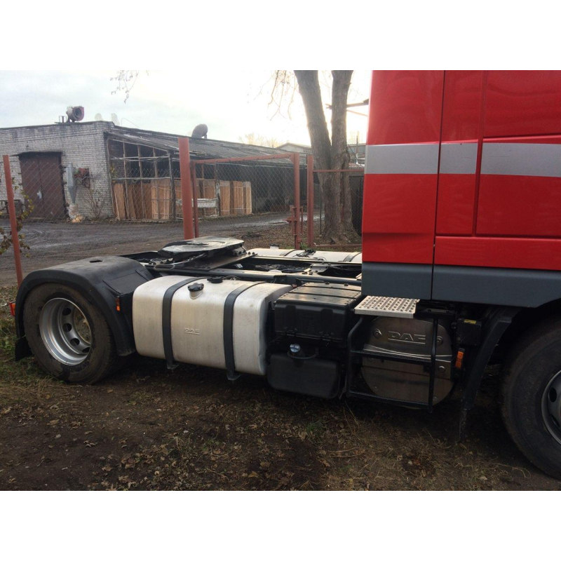 Топливный бак на DAF XF 105 Топливный бак на DAF XF 105