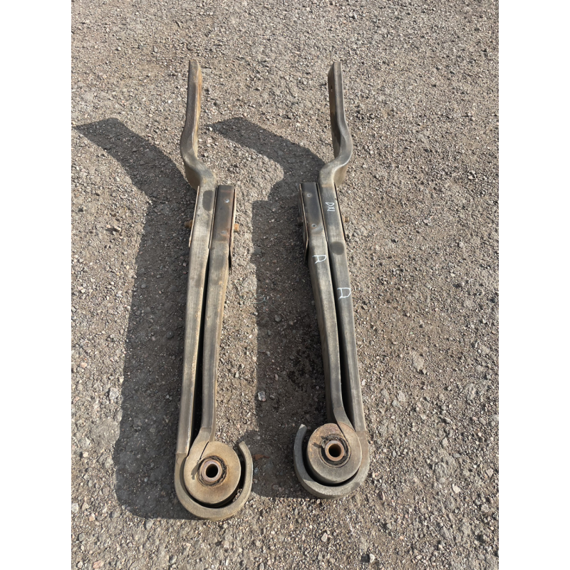 Renault Magnum E5 DXI,РЕНО МАГНУМ Е5 ДХИ полурессора заднего моста б/у 5010600023,5010600024 Renault Magnum E5 DXI,РЕНО МАГНУМ Е5 ДХИ полурессора заднего моста б/у 5010600023,5010600024