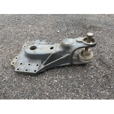 Кронштейн рессоры заднего моста Renault Magnum DXI E5,РЕНО МАГНУМ Е5 ДХИ  82137341.82137342