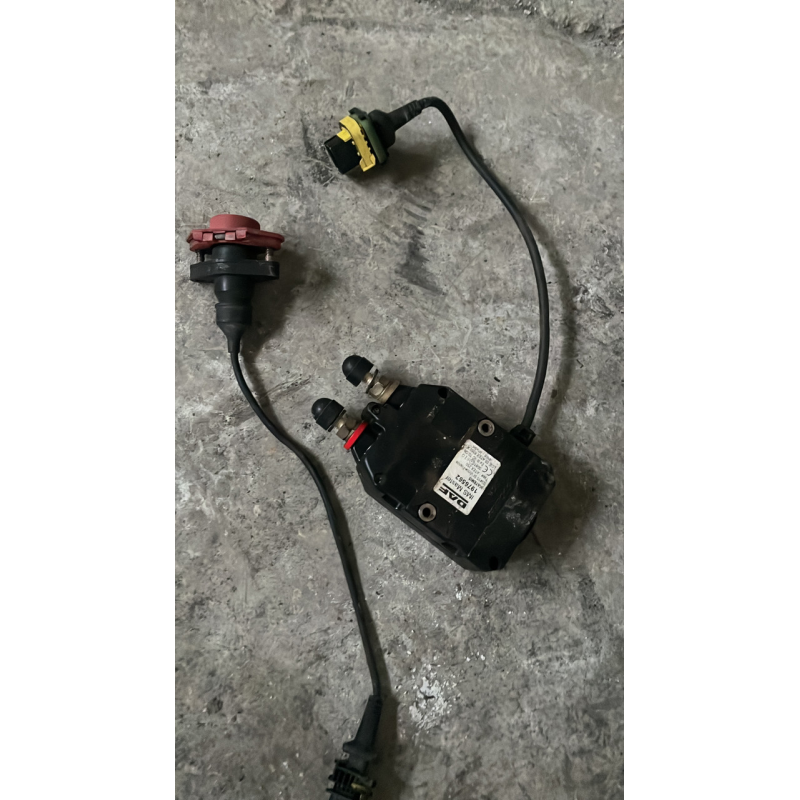 DAF E6 XF 106 блок adr выключатель массы1976562 DAF E6 XF 106 блок adr выключатель массы1976562