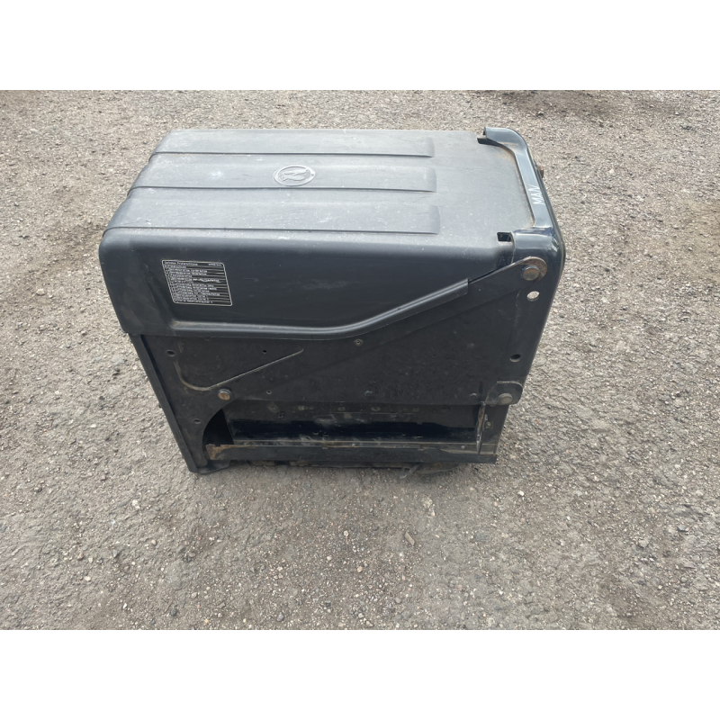 Man TGA TGX TGS МАН ТГА ТГХ ТГС euro 6 18.440 26.440 ящик АКБ б/у 81418605413 Man TGA TGX TGS МАН ТГА ТГХ ТГС euro 6 18.440 26.440 ящик АКБ б/у 81418605413