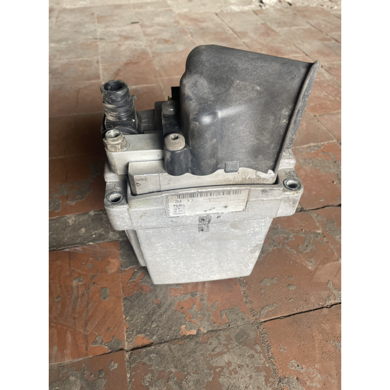 Man TGX TGS E6 МАН ТГА ТГХ насос модуль adblue б\у 81.15403.-6138 Man TGX TGS E6 МАН ТГА ТГХ насос модуль adblue б\у 81.15403.-6138