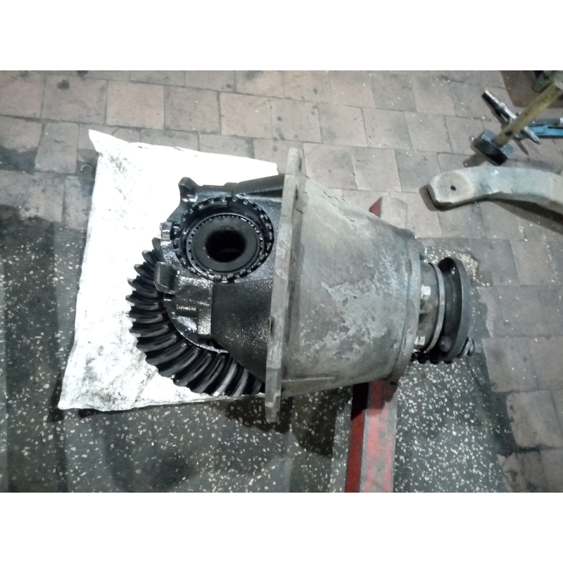 Редуктор Renault Magnum Редуктор Renault Magnum